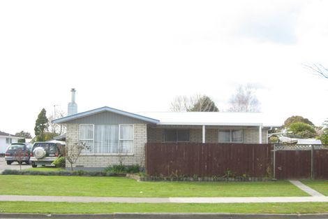 Photo of property in 9 Puriri Crescent, Edgecumbe, 3120