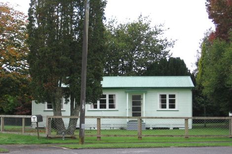 Photo of property in 1 Tay Street, Tokoroa, 3420