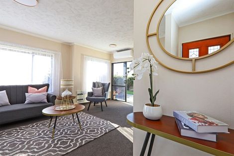 Photo of property in 3 Beaufort Place, Taradale, Napier, 4112