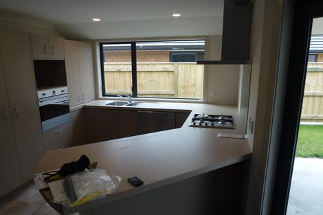 Photo of property in 100 Rosalie Terrace, Kelvin Grove, Palmerston North, 4414