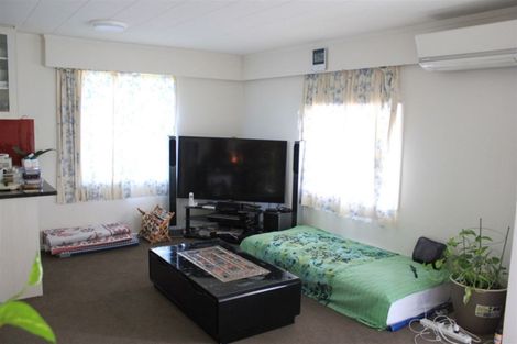 Photo of property in 3/12 Rimu Street, New Lynn, Auckland, 0600