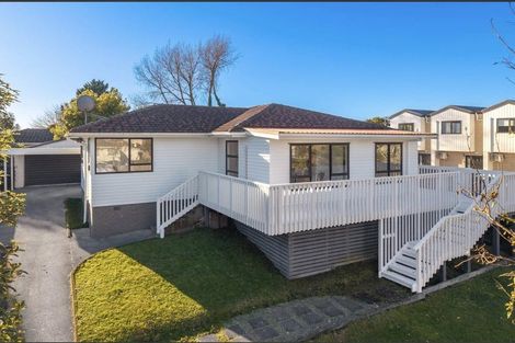 Photo of property in 6 Rainbow Place, Wattle Downs, Auckland, 2103