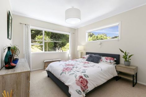 Photo of property in 2/8 Vasanta Avenue, Ngaio, Wellington, 6035