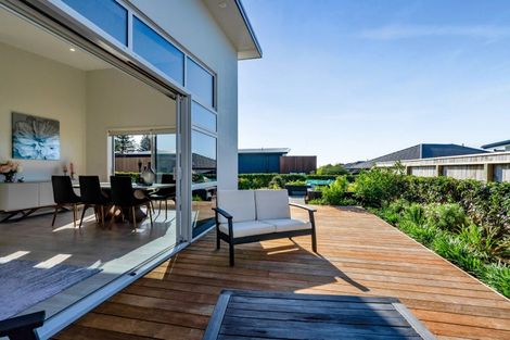 Photo of property in 24 Kotare Drive, Waiwhakaiho, New Plymouth, 4312