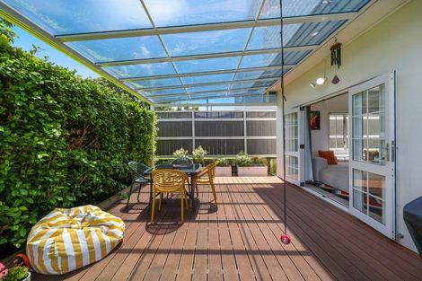 Photo of property in 16 Mulvaney Crescent, Henderson, Auckland, 0612