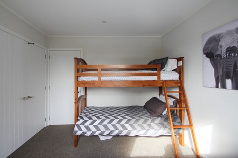 Photo of property in 28 Grove Avenue, Weston, Oamaru, 9401