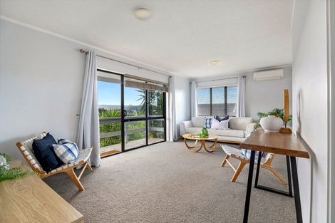 Photo of property in 15a Ngahere Views, Orewa, 0931