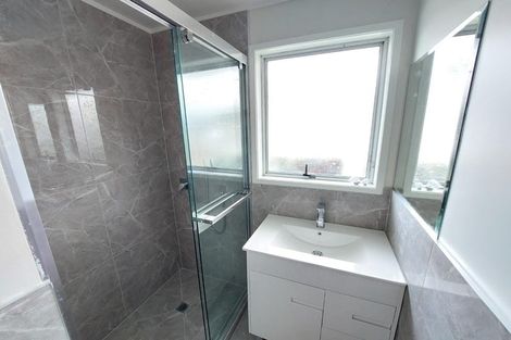 Photo of property in 11 Gambare Place, Wattle Downs, Auckland, 2103