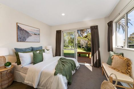 Photo of property in 16 Callender Terrace, Paraparaumu Beach, Paraparaumu, 5032