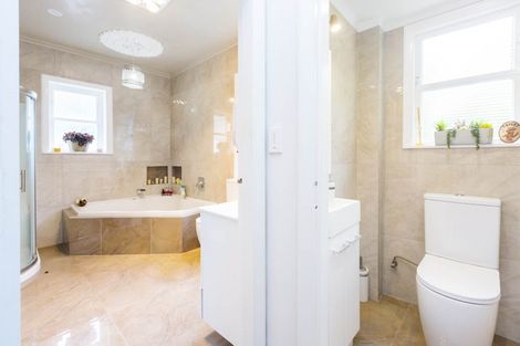 Photo of property in 5 Hayward Terrace, Waiwhetu, Lower Hutt, 5010