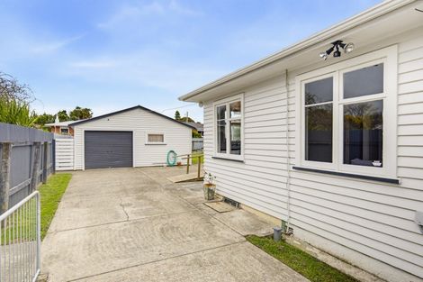 Photo of property in 9 Duke Street, Levin, 5510
