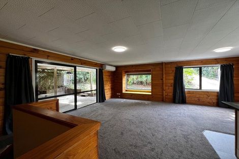 Photo of property in 1/93 Target Road, Totara Vale, Auckland, 0629