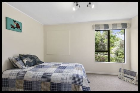 Photo of property in 2 Woodford Way, Crofton Downs, Wellington, 6035