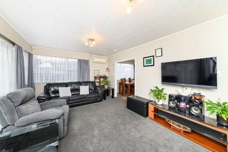 Photo of property in 9 Kimberley Grove, Westbrook, Palmerston North, 4412