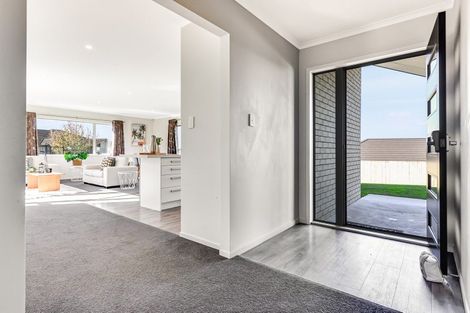 Photo of property in 33 Sylvester Crescent, Flagstaff, Hamilton, 3210