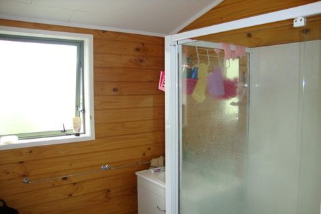 Photo of property in 11 Yorke Road, Haruru, 0204