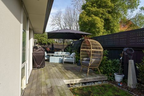 Photo of property in 2/23 Wakelin Place, Redwood, Christchurch, 8051