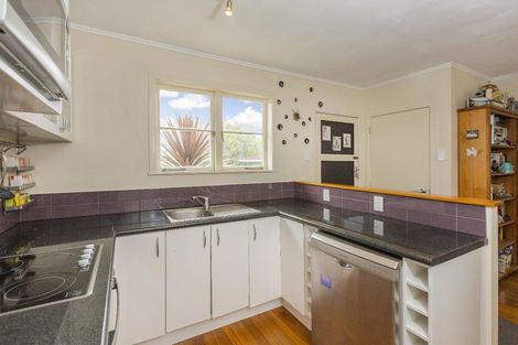 Photo of property in 47 Salisbury Road, Birkdale, Auckland, 0626