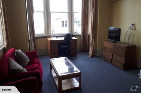 Photo of property in 60 Royal Terrace, Dunedin Central, Dunedin, 9016