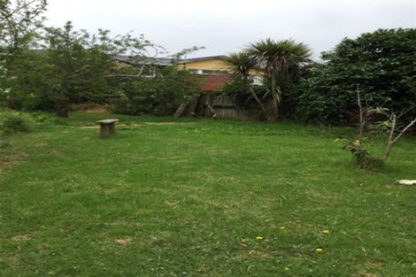 Photo of property in 10 Boler Place, New Lynn, Auckland, 0600