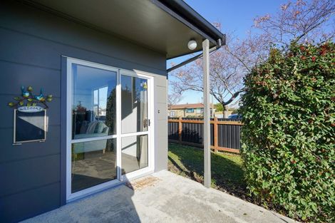 Photo of property in 27 Durham Street, Winton, 9720