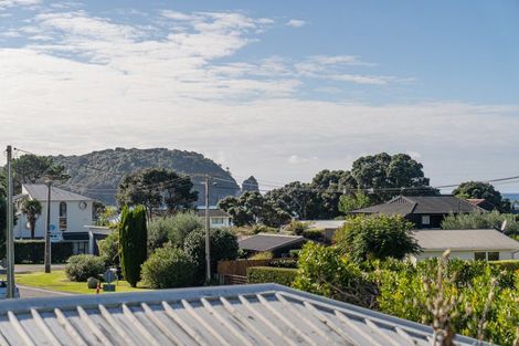 Photo of property in 28 Hahei Beach Road, Hahei, Whitianga, 3591