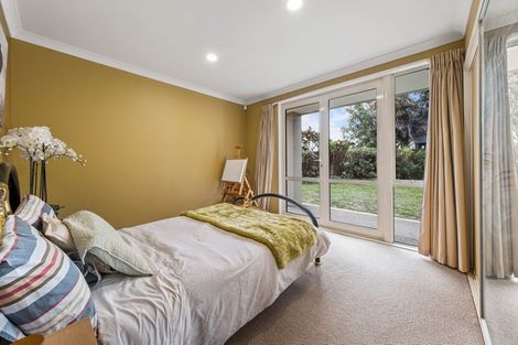 Photo of property in 9 Evergreen Place, Parklands, Christchurch, 8083