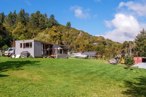 Photo of property in 6661 Kenepuru, Saint Omer, Picton, 7282