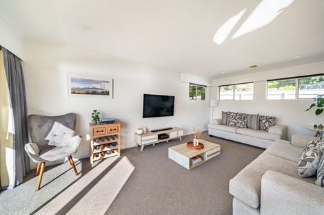 Photo of property in 29 Spinnaker Drive, Whitby, Porirua, 5024