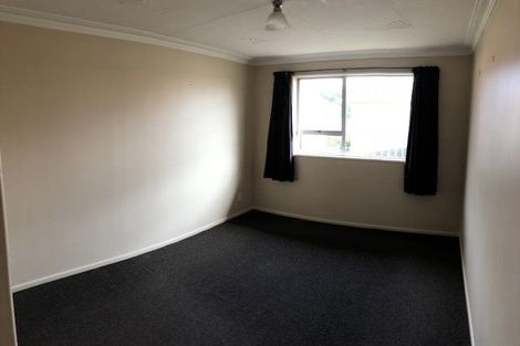 Photo of property in 15 Burns Street, Kew, Invercargill, 9812