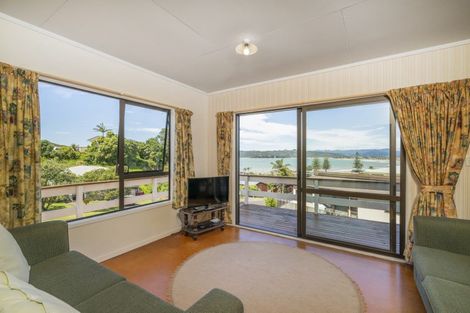 Photo of property in 36 Centennial Drive, Whitianga, 3510