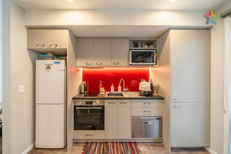 Photo of property in 6/185 High Street, Hutt Central, Lower Hutt, 5010