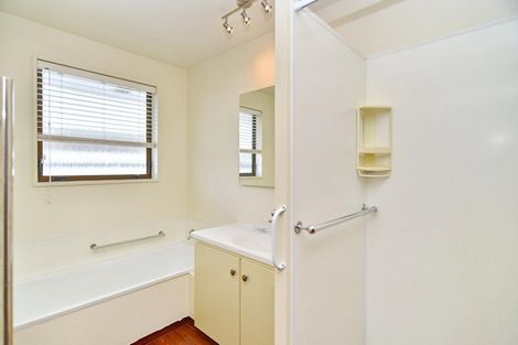 Photo of property in 4/81 Picton Avenue, Riccarton, Christchurch, 8011