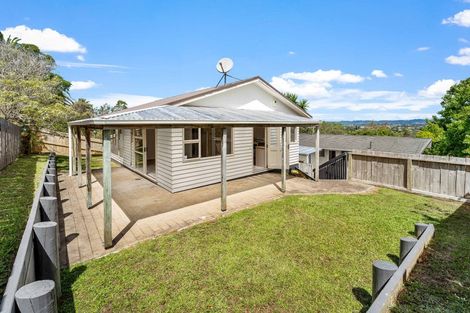 Photo of property in 1/38 Donovan Avenue, Massey, Auckland, 0614