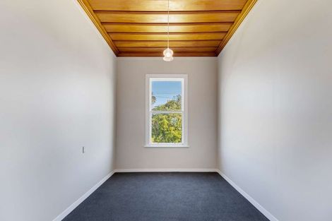 Photo of property in 20 Cambridge Street, Patea, 4520