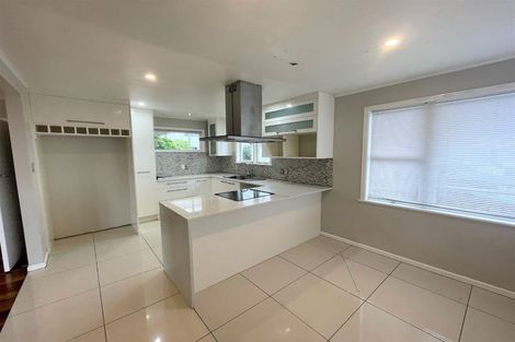 Photo of property in 82a Mokoia Road, Birkenhead, Auckland, 0626