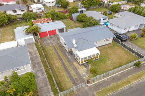 Photo of property in 14 Ferguson Street, Levin, 5510
