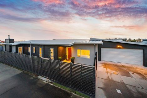 Photo of property in 63c James Line, Kelvin Grove, Palmerston North, 4414