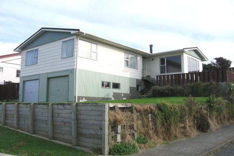 Photo of property in 53 Baylands Drive, Newlands, Wellington, 6037