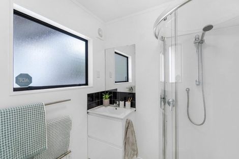 Photo of property in 642a Whangaparaoa Road, Stanmore Bay, Whangaparaoa, 0932