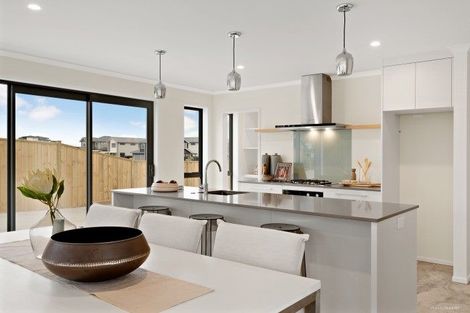 Photo of property in 76 Hayfield Way, Karaka, Papakura, 2113