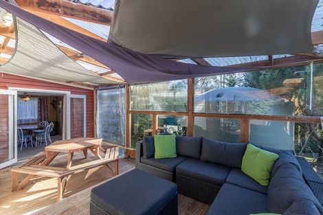 Photo of property in 31 Parerohi Grove, Kuratau, Turangi, 3381