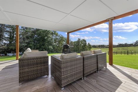 Photo of property in 298 Red Hills Road, Taupaki, Henderson, 0782