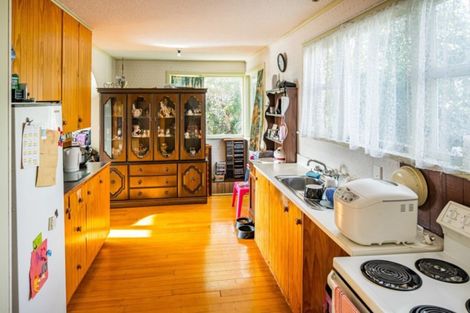 Photo of property in 24 Taupo Crescent, Plimmerton, Porirua, 5026