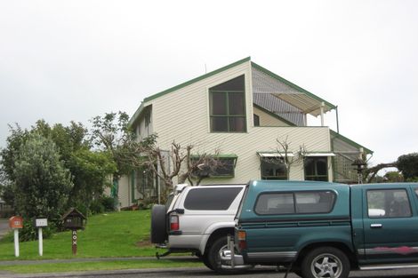 Photo of property in 20 Prudence Place, Oakura, 4314