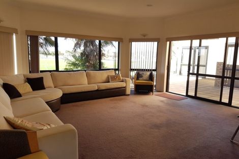 Photo of property in 8 Puni Road, Pukekohe, 2120