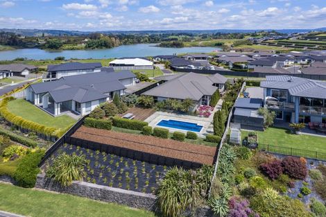 Photo of property in 9 Wairere Rise, Omokoroa, 3114