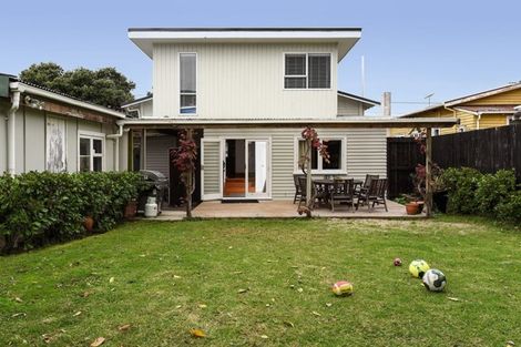 Photo of property in 116 Victoria Street, Onehunga, Auckland, 1061