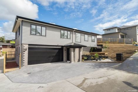 Photo of property in 5 Younger Lane, Massey, Auckland, 0614