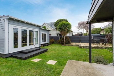 Photo of property in 30 Coughtrey Street, Saint Clair, Dunedin, 9012